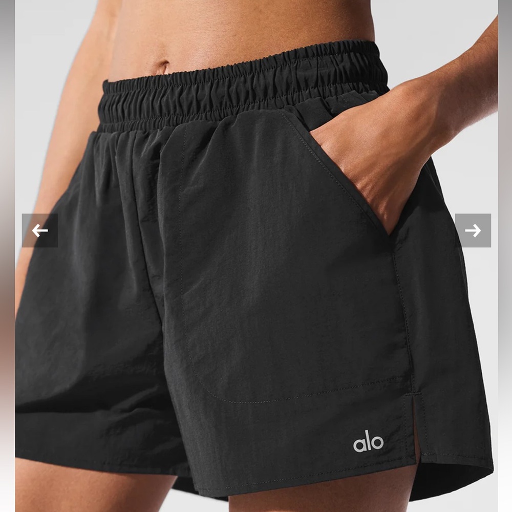 Alo Yoga Alumni High Rise Black Shorts 3” Sz XS 2-4 W6273R